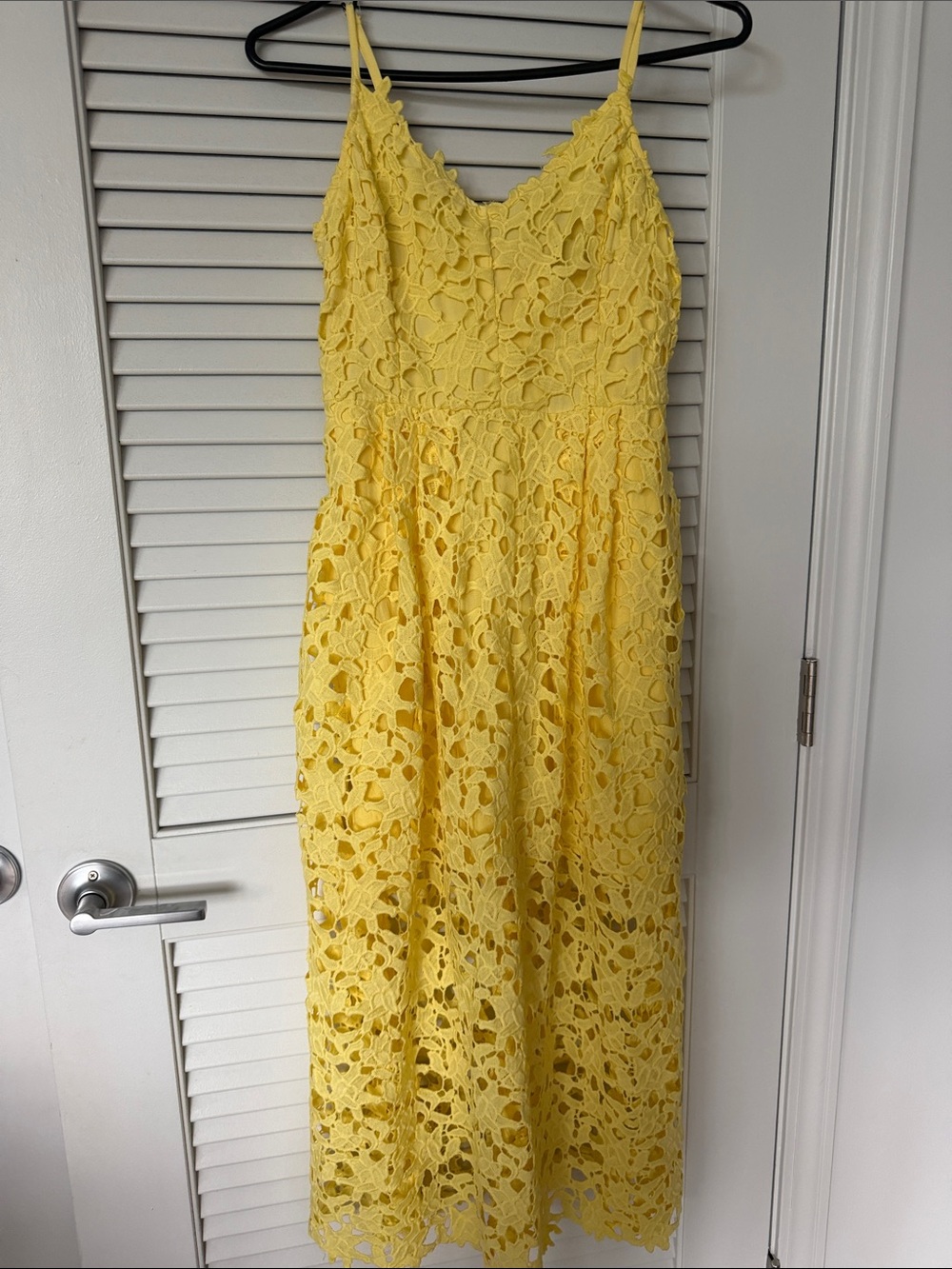 Vici Yellow Lace Midi Dress with Spaghetti Straps